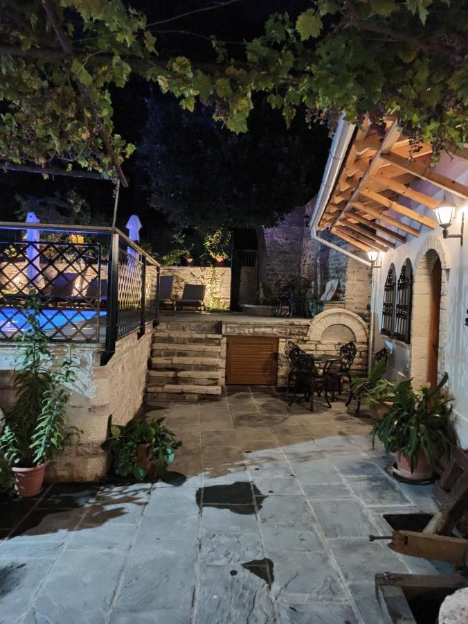 Boutique Hotel Praga Gjirokastër Dış mekan fotoğraf