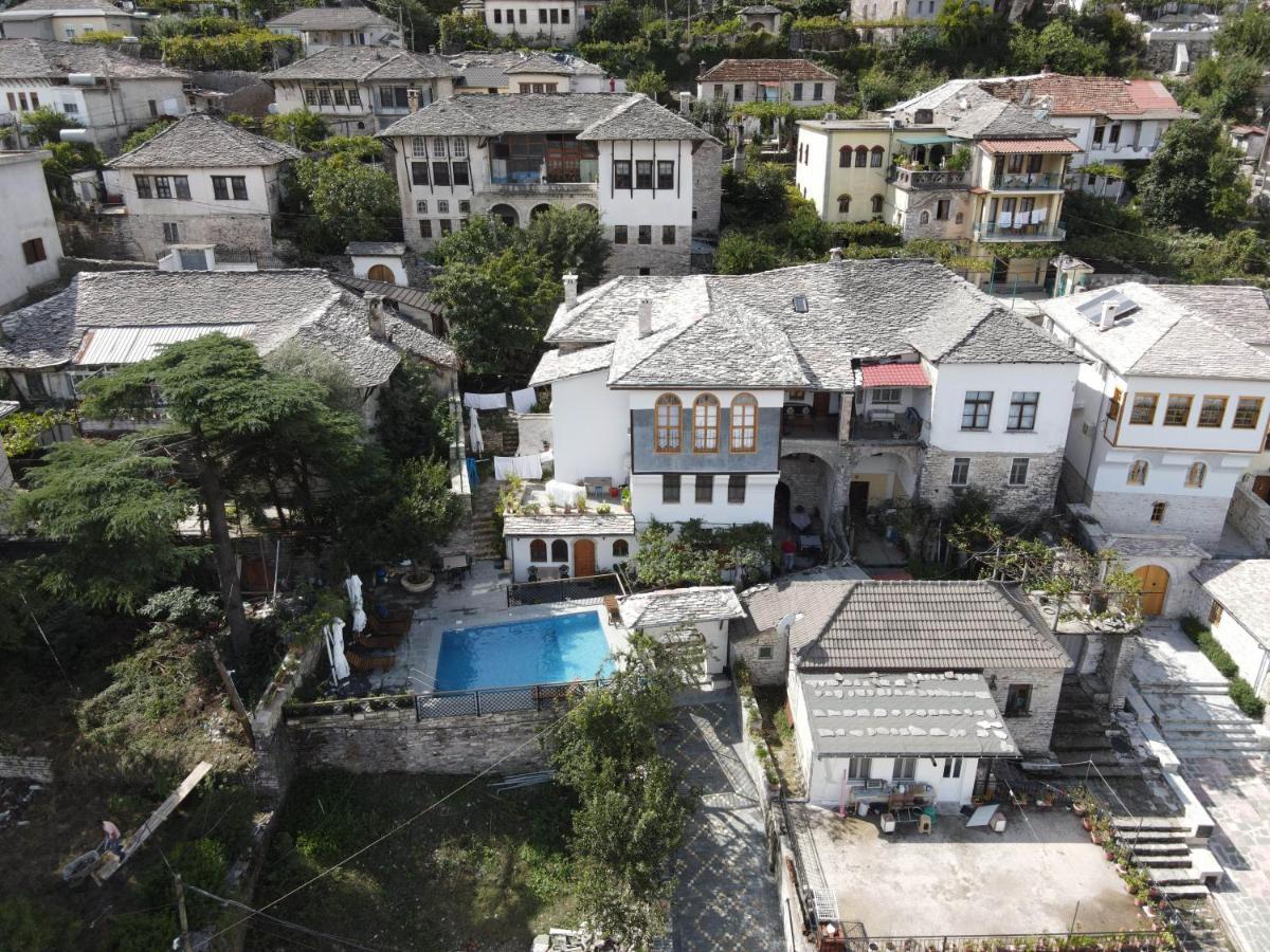 Boutique Hotel Praga Gjirokastër Dış mekan fotoğraf