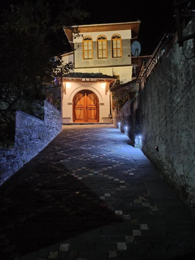 Boutique Hotel Praga Gjirokastër Dış mekan fotoğraf