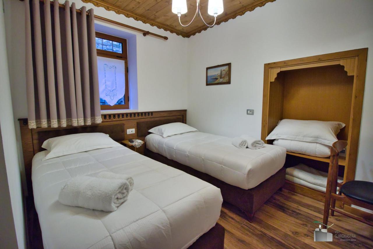 Boutique Hotel Praga Gjirokastër Dış mekan fotoğraf