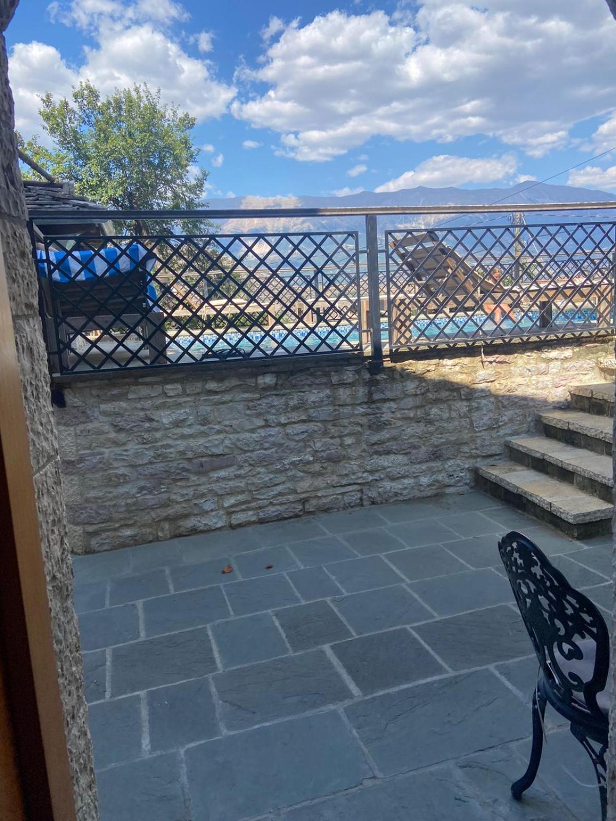 Boutique Hotel Praga Gjirokastër Dış mekan fotoğraf